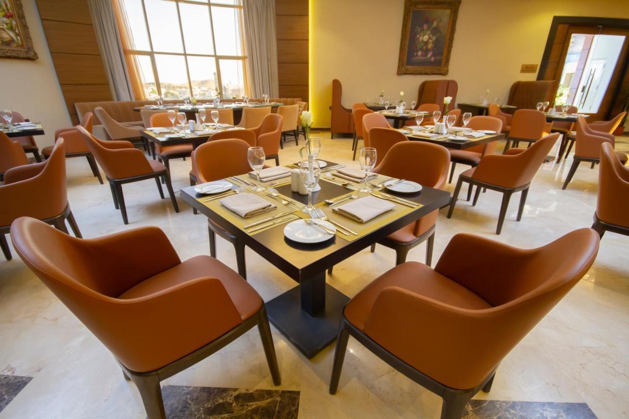 Swiss Spirit Hotel & Suites Al Baha Exterior photo