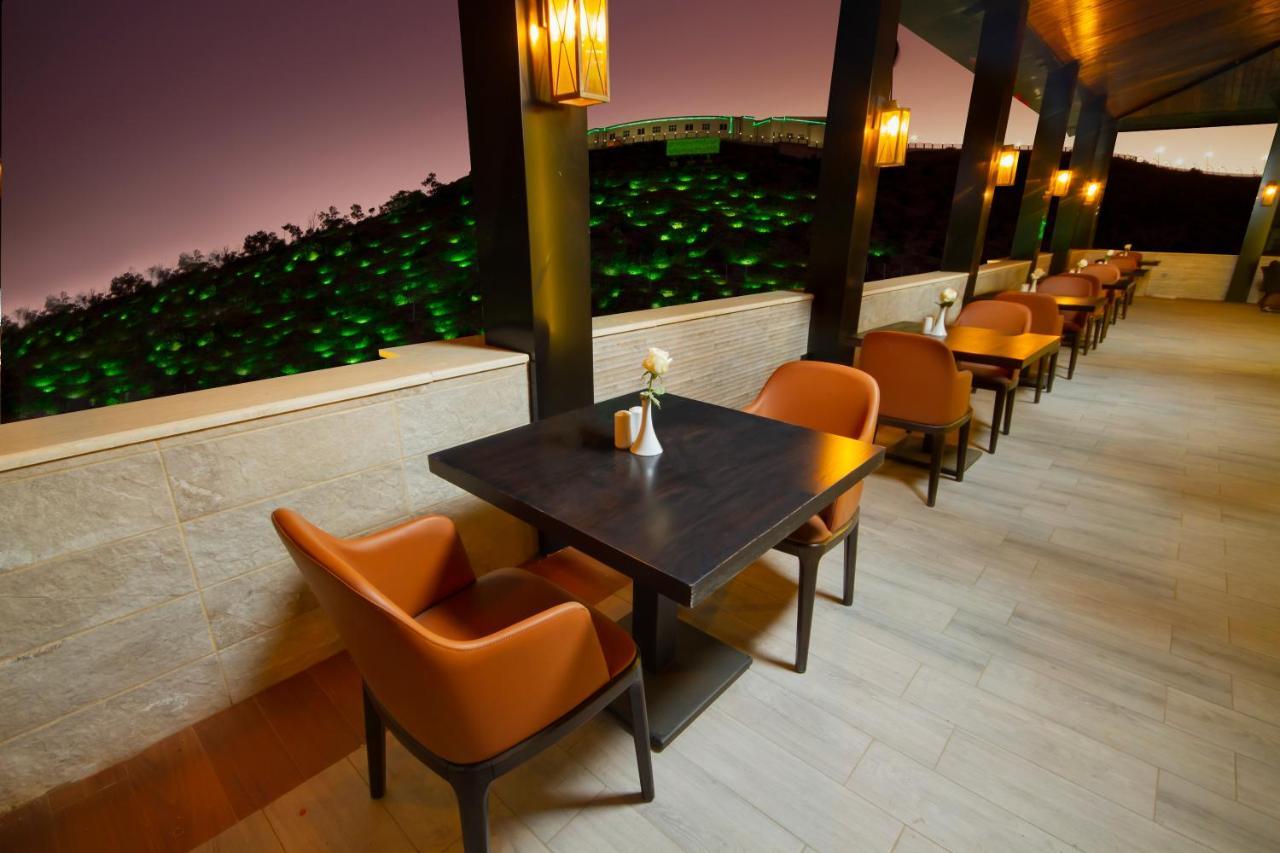 Swiss Spirit Hotel & Suites Al Baha Exterior photo